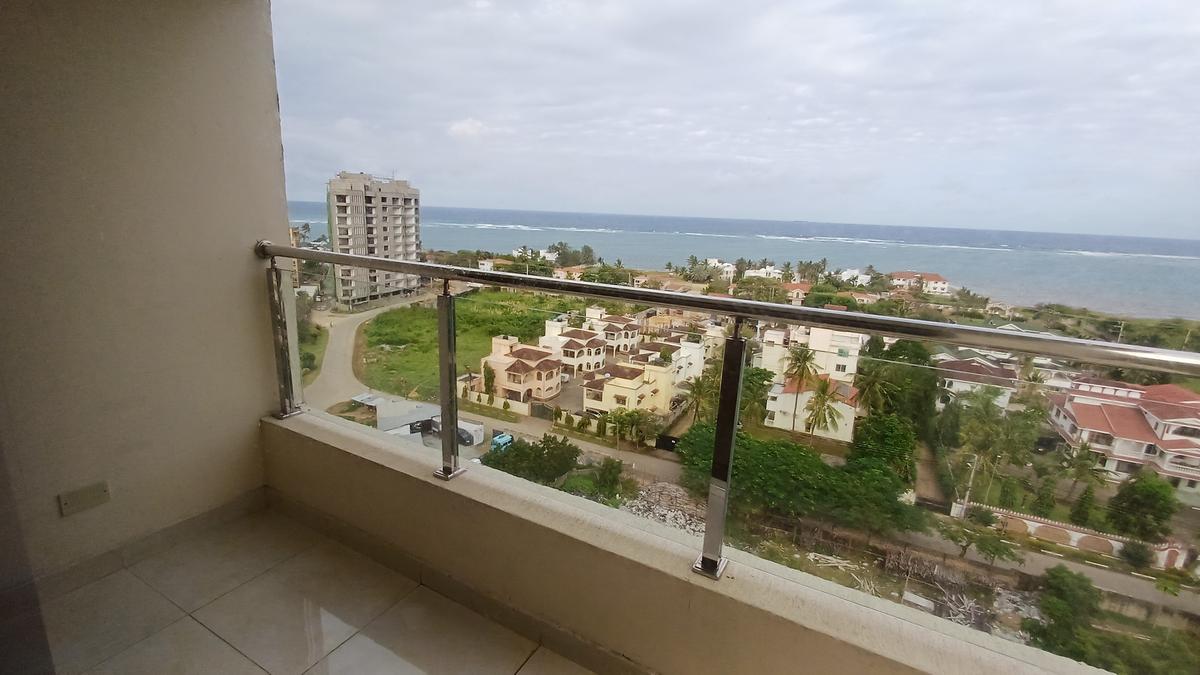 3 Bed Apartment with En Suite at 3Rd Avenue Nyali - 2