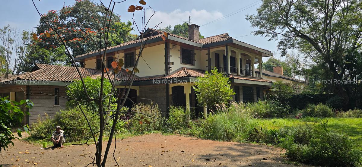 5 Bed House with En Suite at Redhil Road - 1