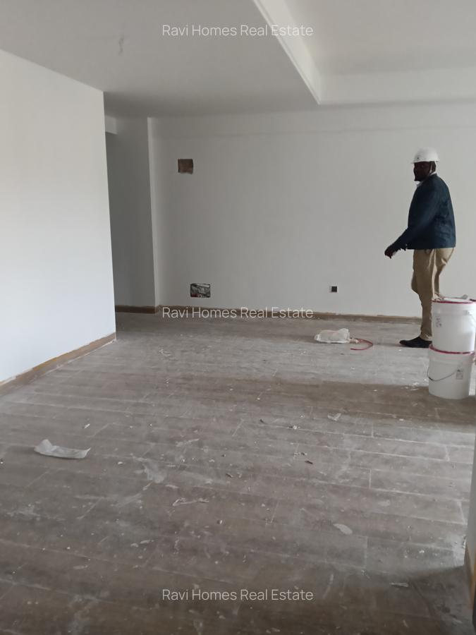 3 Bed Apartment with En Suite at Sports Road - 20