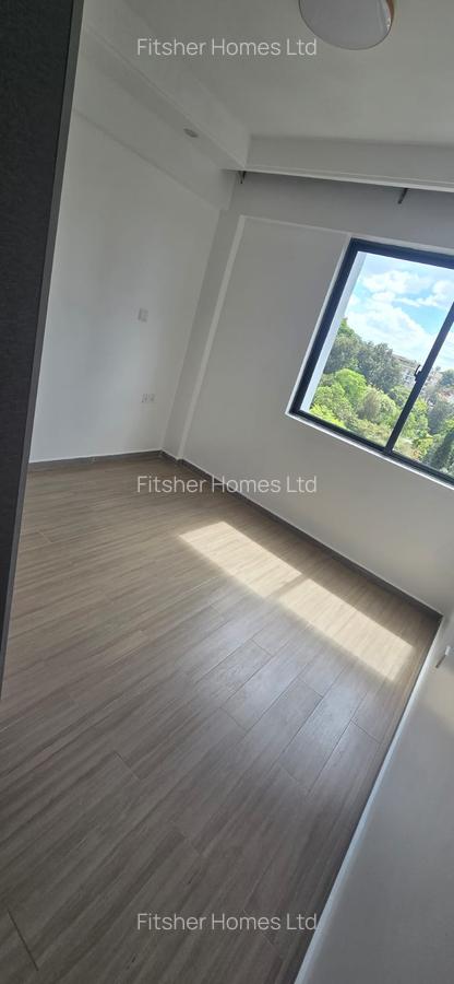 2 Bed Apartment with En Suite in Riverside - 11