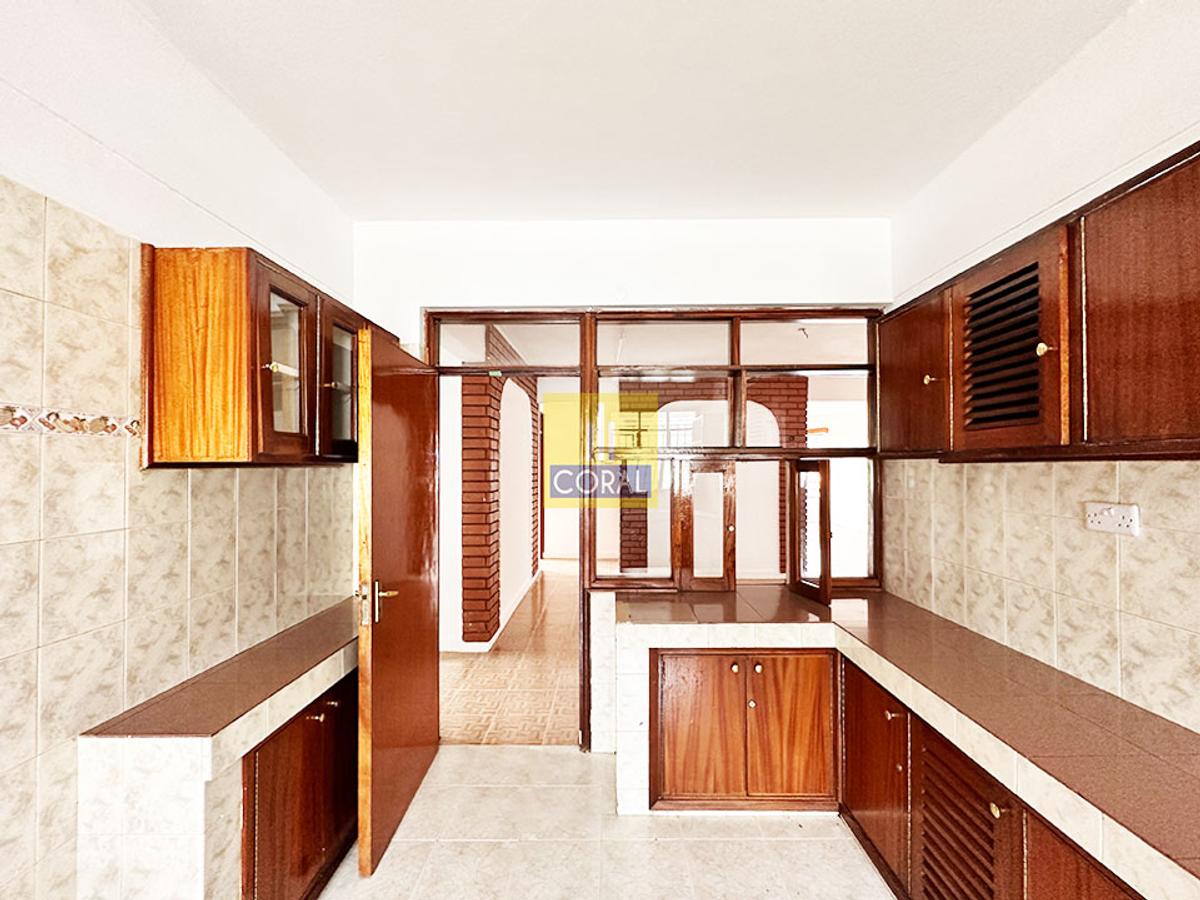 3 Bed Apartment in Westlands Area - 8