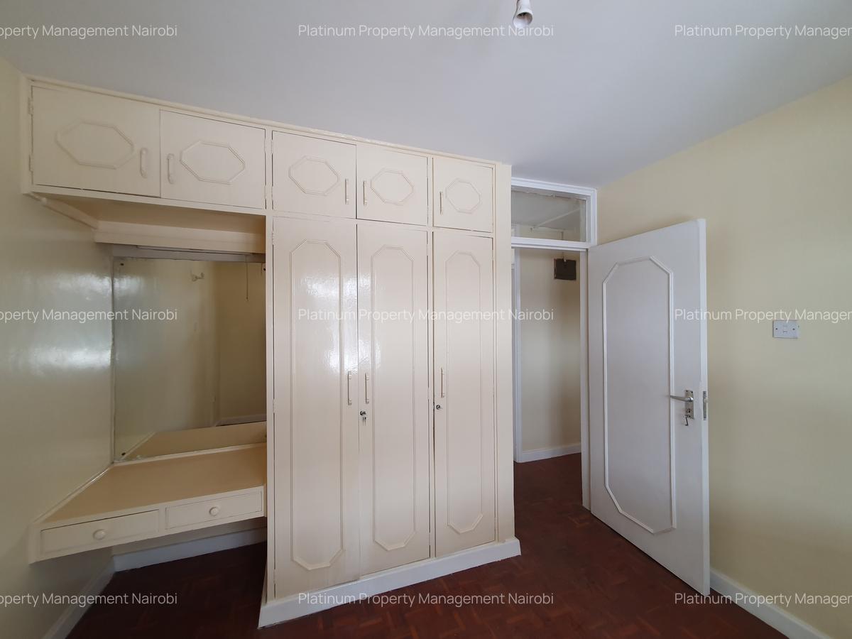 2 Bed Apartment with Parking at Parklands Rd - 8
