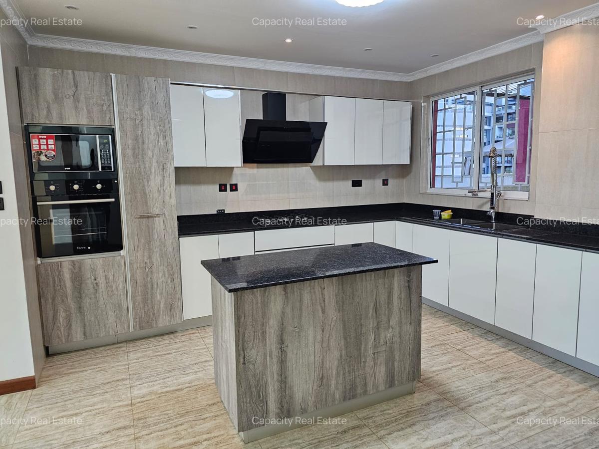 5 Bed Apartment with En Suite in General Mathenge - 6