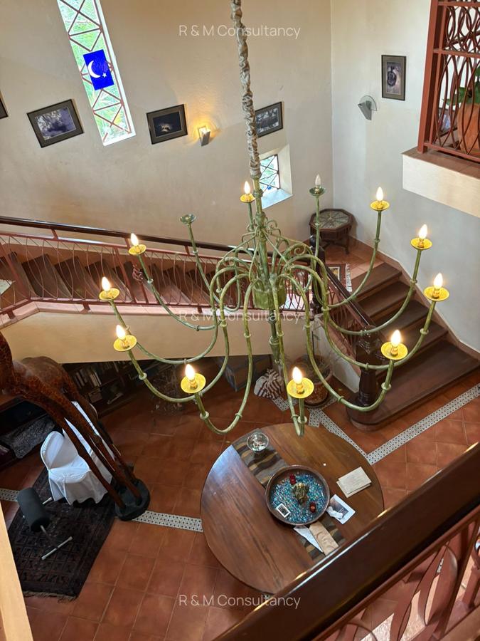 6 Bed House with En Suite at Runda Drive - 18