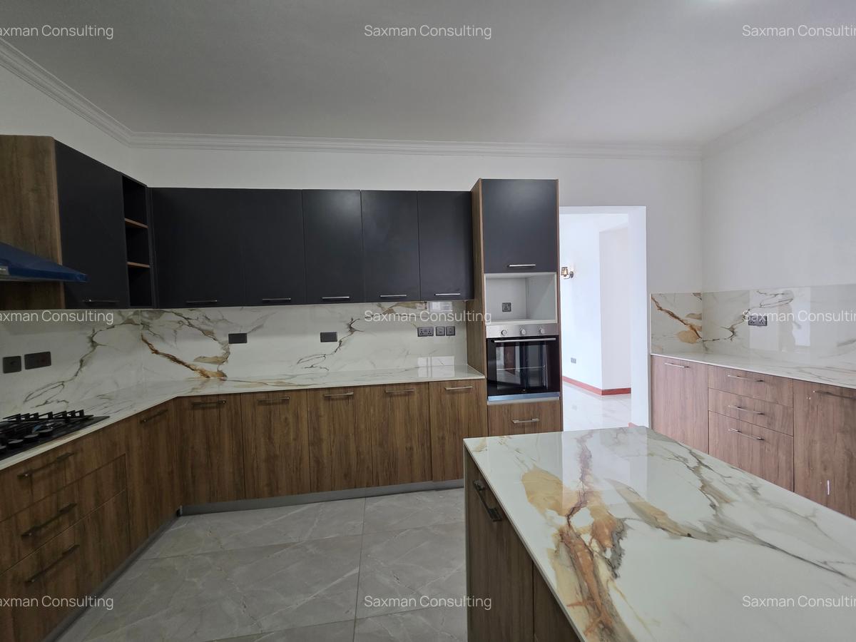 3 Bed Apartment with En Suite in Kileleshwa - 19