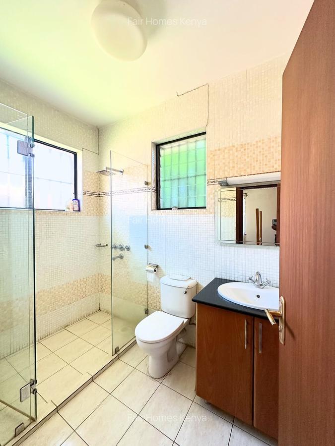 4 Bed Townhouse with En Suite at Convent Drive - 9