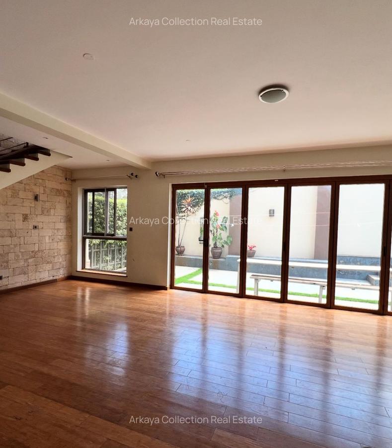 4 Bed Townhouse with En Suite in Kileleshwa - 2