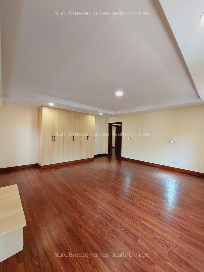 5 Bed Townhouse with En Suite in Spring Valley - 8