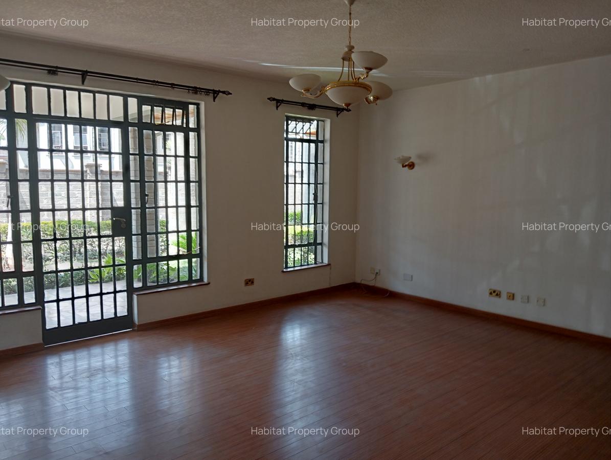 5 Bed Townhouse at Convent Road - 6