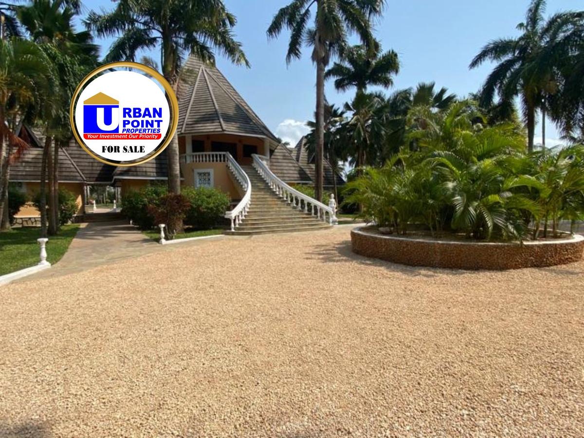 6 Bed Villa with En Suite in Diani - 13