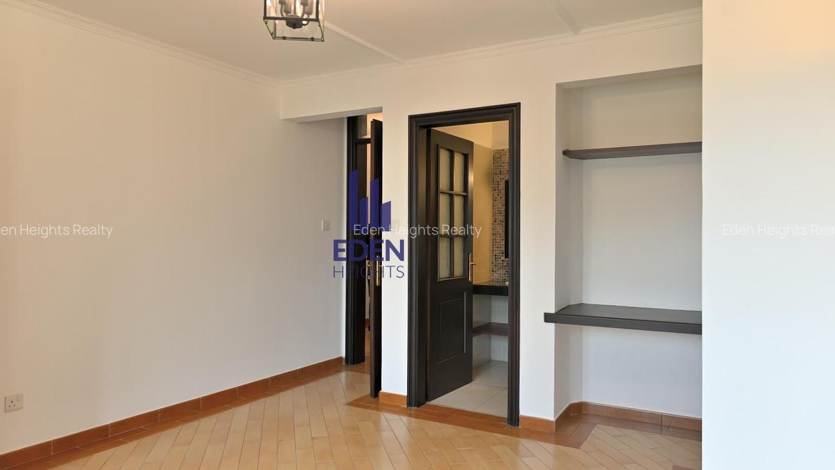 3 Bed Townhouse with En Suite in Westlands Area - 1