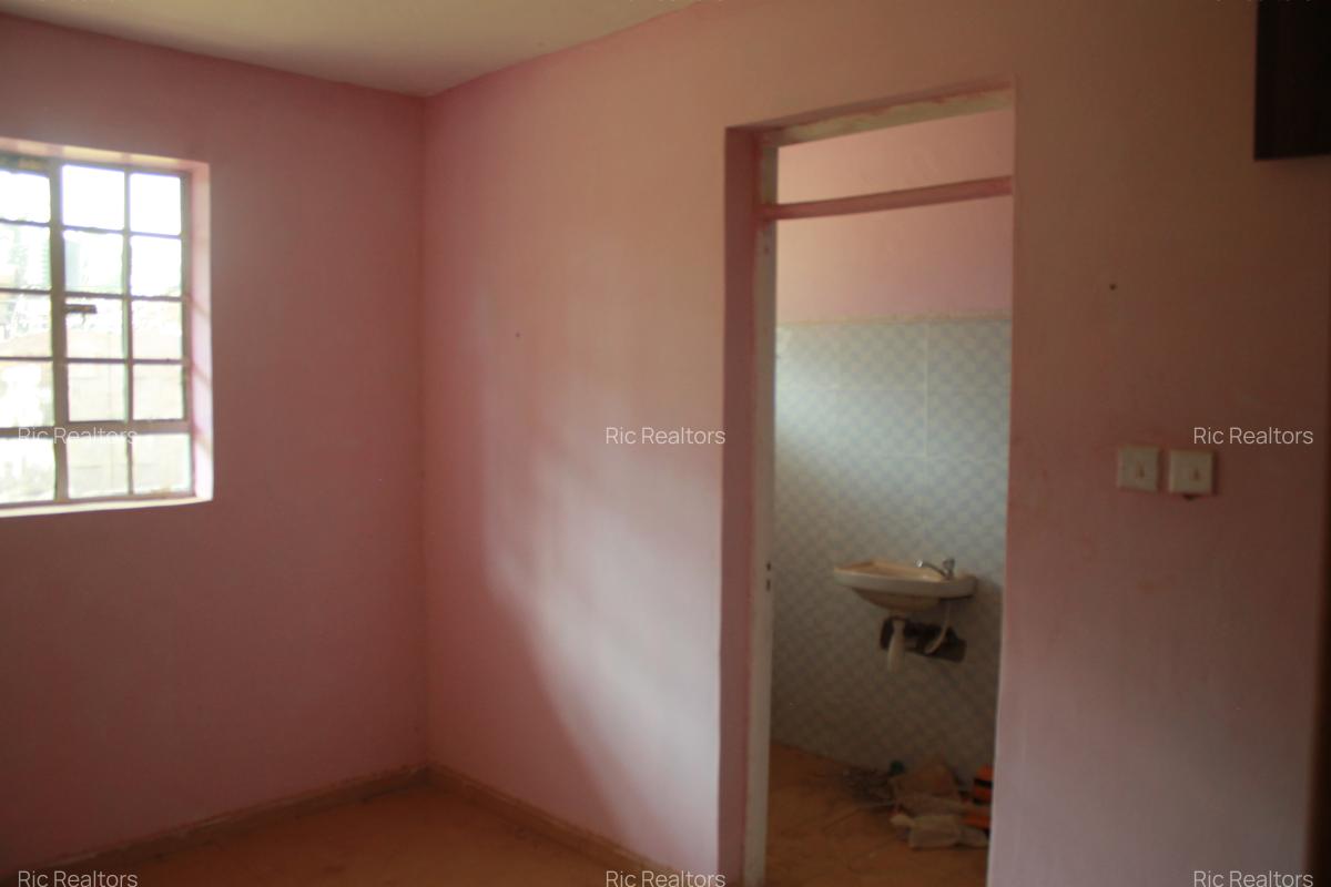 0.06 ha Commercial Property with Parking at Gitaru - Kanyaririi - 9