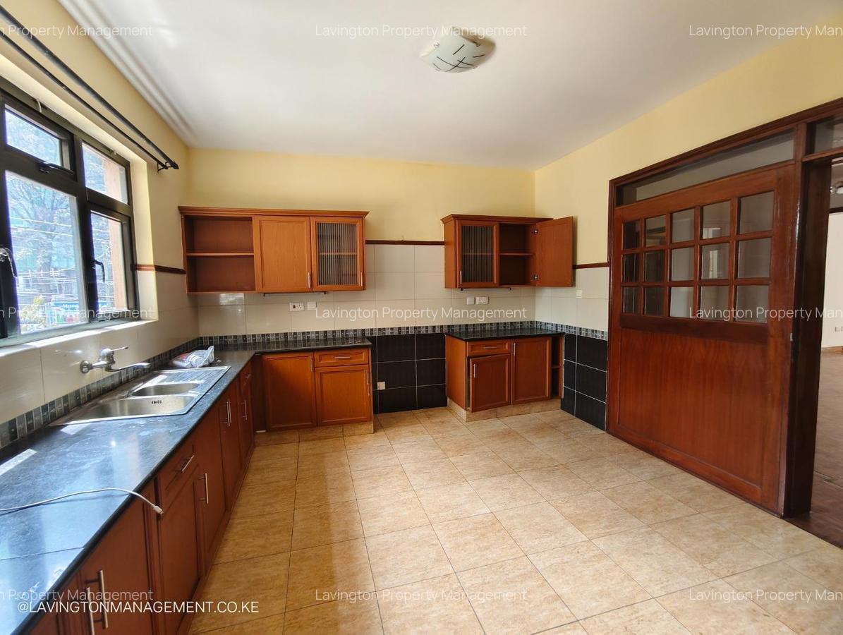 2 Bed Apartment with En Suite at Kilimani - 7