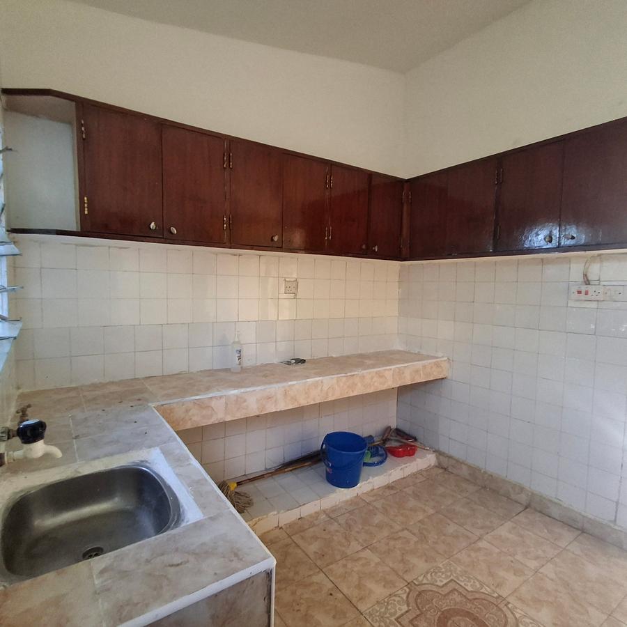 3 Bed House with En Suite at Bamburi Mombasa - 10