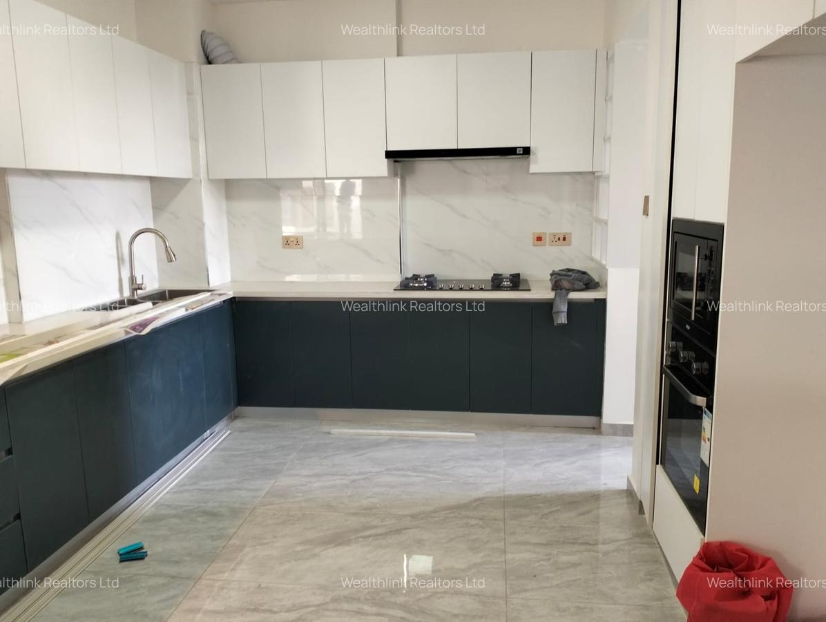 4 Bed Apartment with En Suite at Lavington - 3