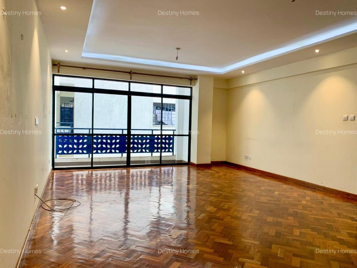 3 Bed Apartment with En Suite in Kilimani - 2