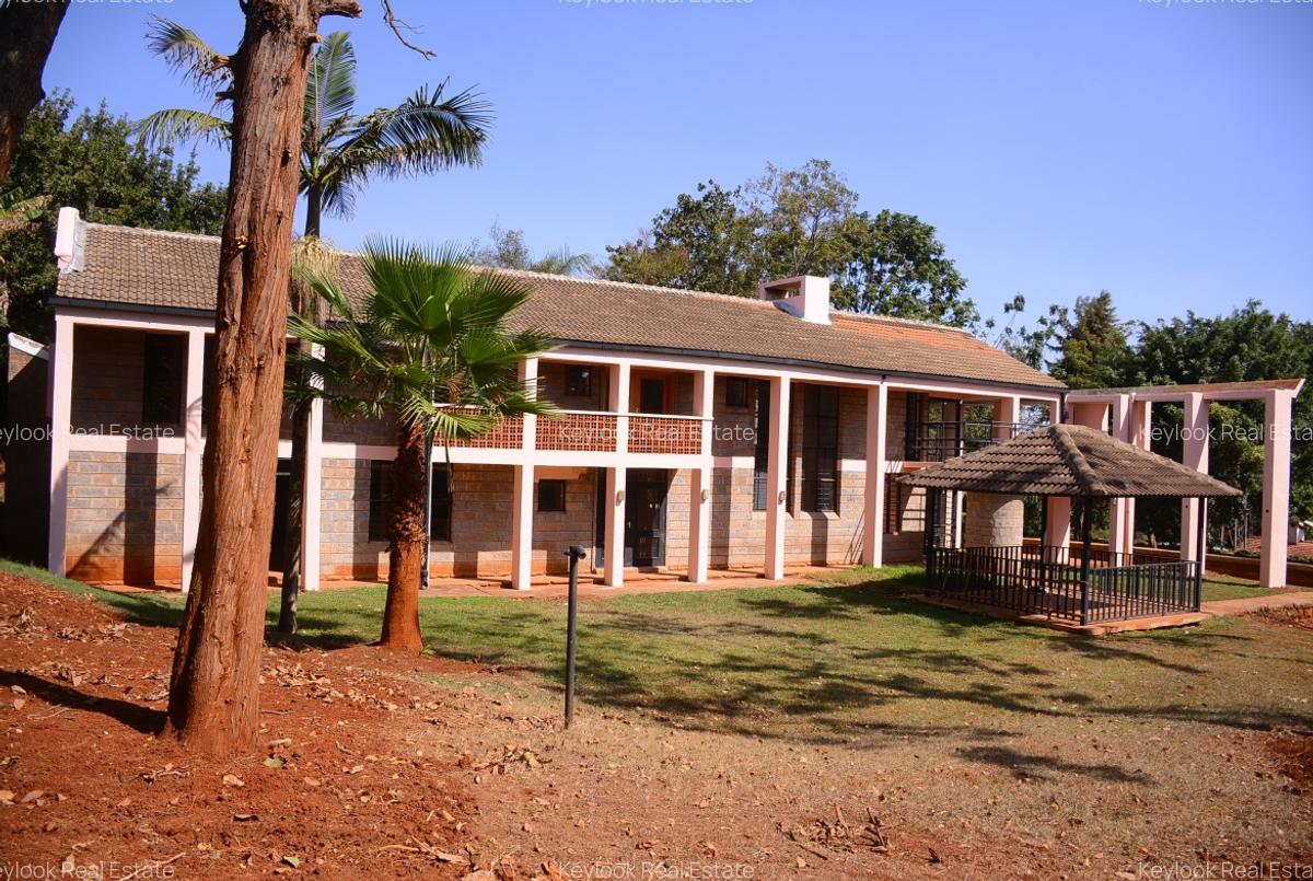 4 Bed House with En Suite at Runda - 1