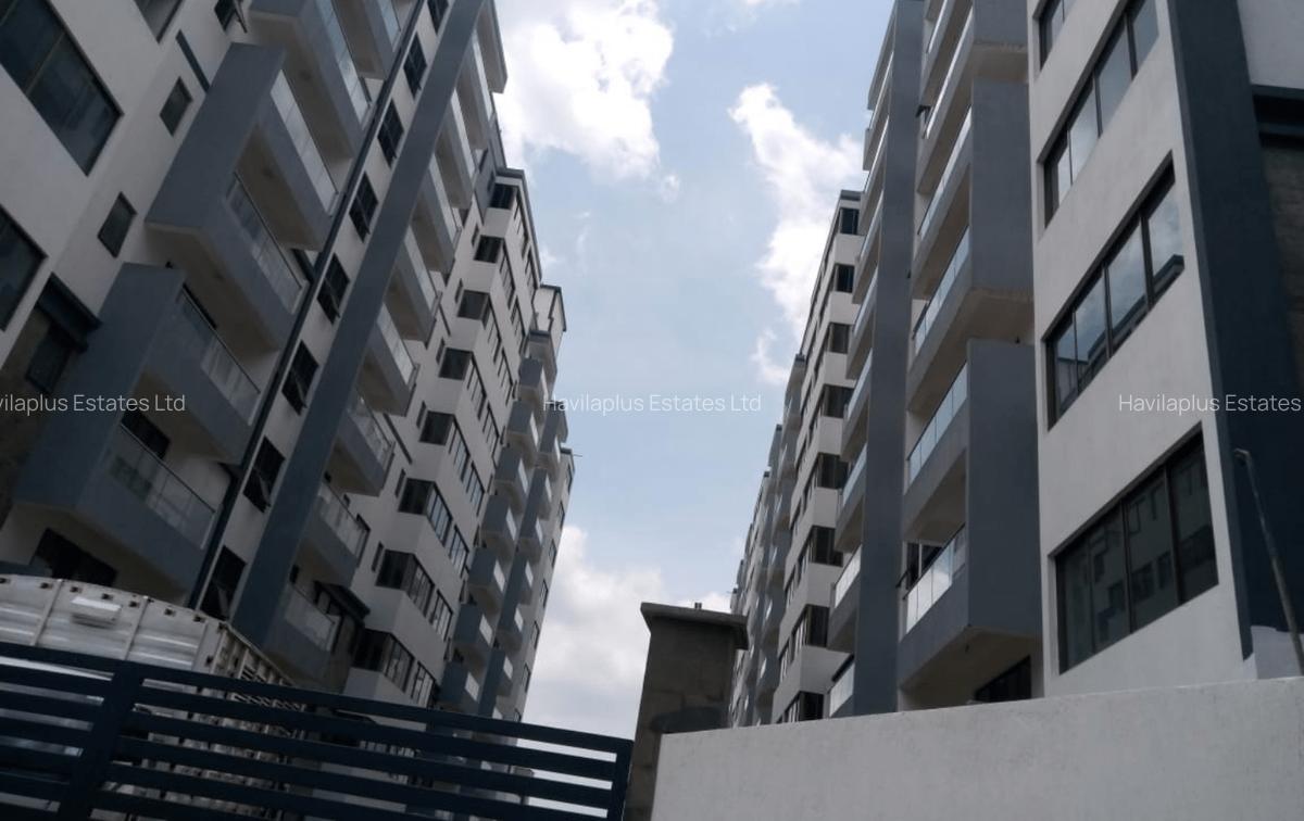 3 Bed Apartment with En Suite at Hatheru Road - 1