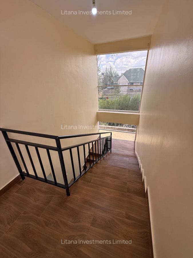 4 Bed Townhouse with En Suite at Gateway Mall - 12