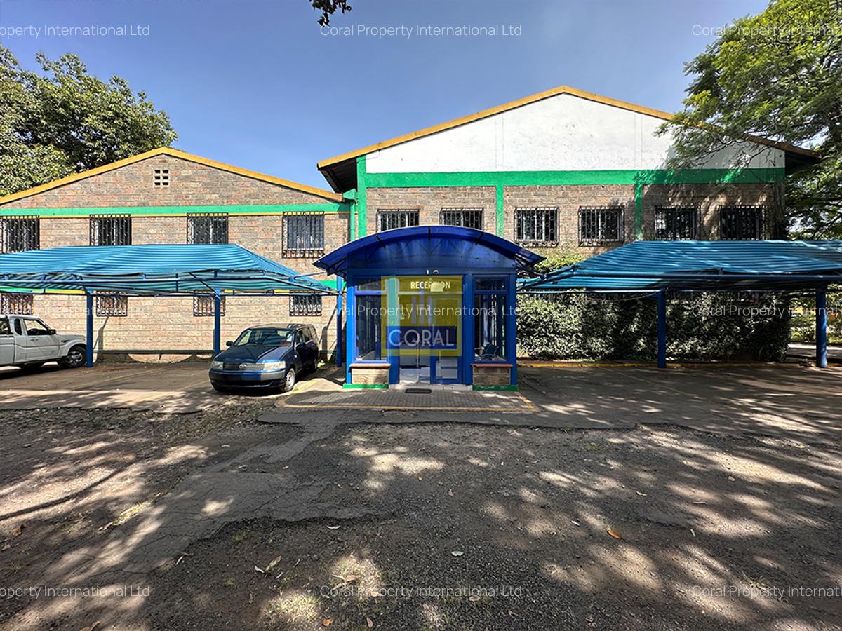 14,000 ft² Warehouse in Ruaraka - 12