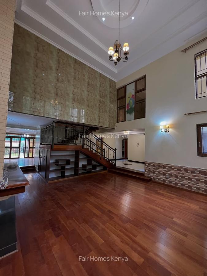 5 Bed Townhouse with En Suite at Chalbi Drive - 6