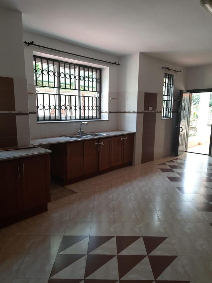 4 Bed House with En Suite in Thigiri - 15