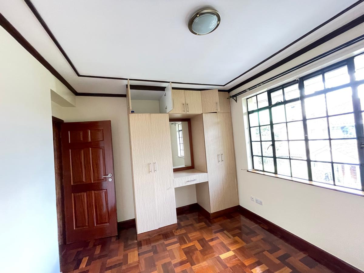 4 Bed Townhouse with En Suite in Kileleshwa - 11