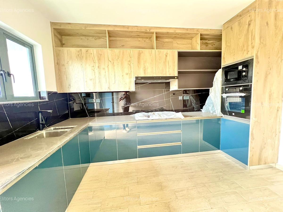 3 Bed Apartment with En Suite at Argwings Kodhek Road - 5