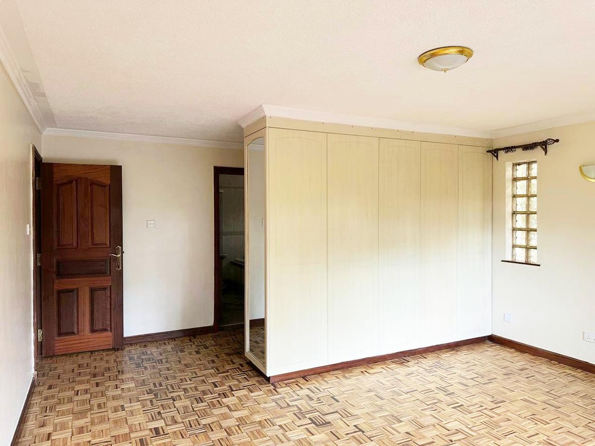 3 Bed Apartment with En Suite in Kilimani - 9