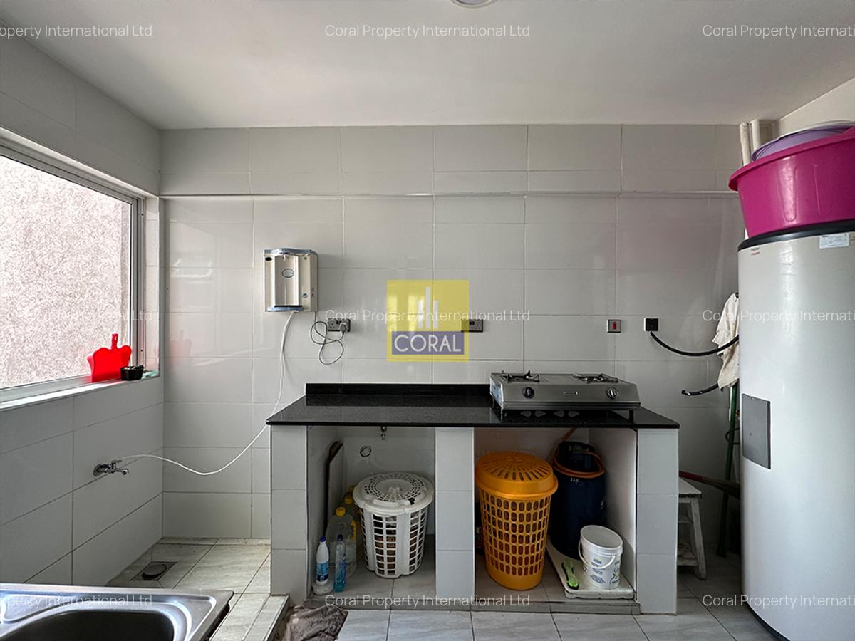 3 Bed Apartment in Parklands - 5