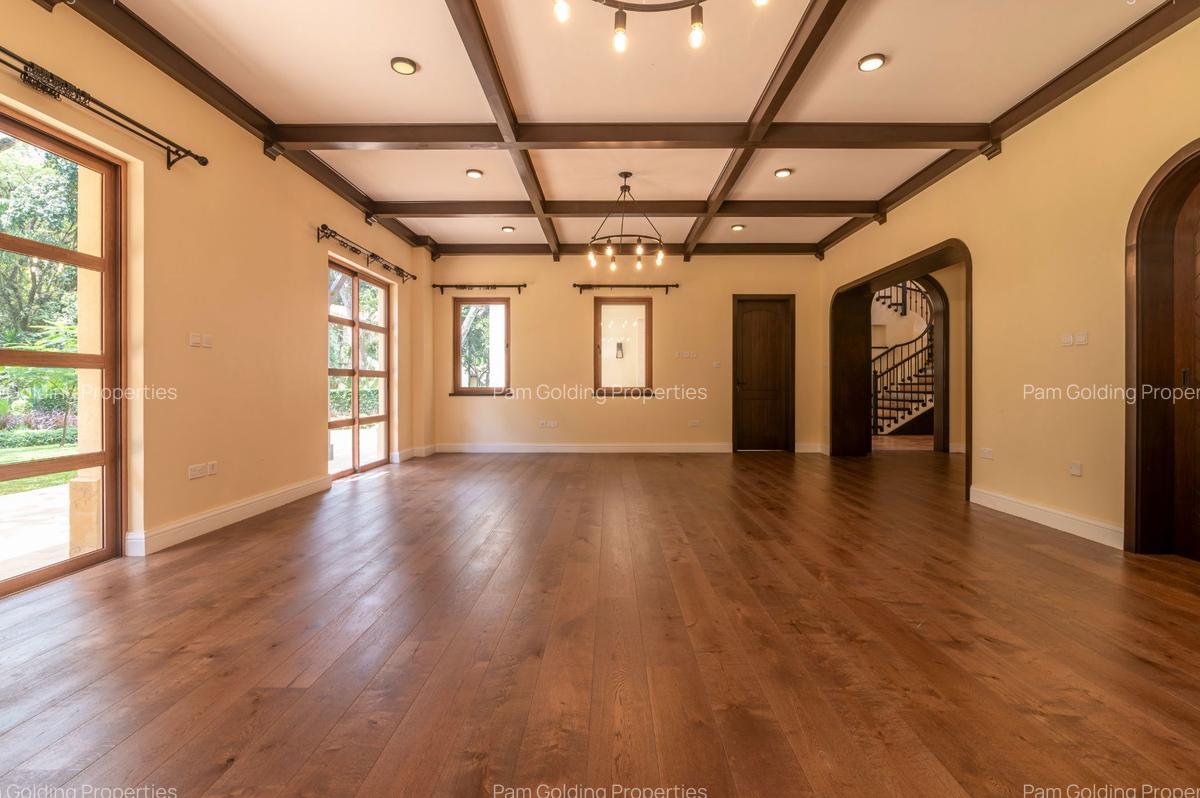 5 Bed House with En Suite in Karen - 2