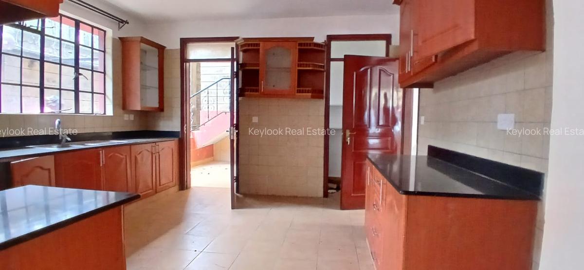 4 Bed Townhouse with En Suite at Riara Road - 16
