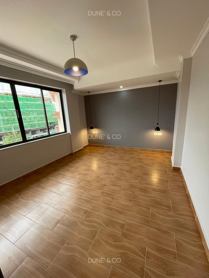 2 Bed Apartment with En Suite in Westlands Area - 9