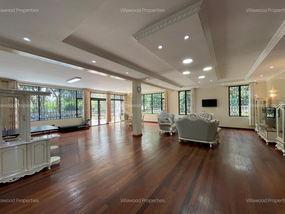 6 Bed Villa with En Suite in Westlands Area - 4