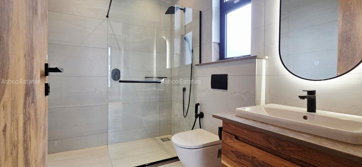 4 Bed Townhouse with En Suite in Loresho - 10