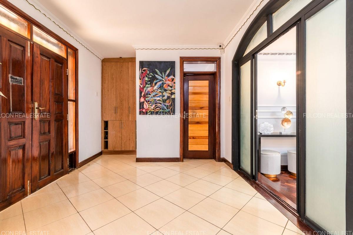 5 Bed Villa with En Suite in Karen - 9