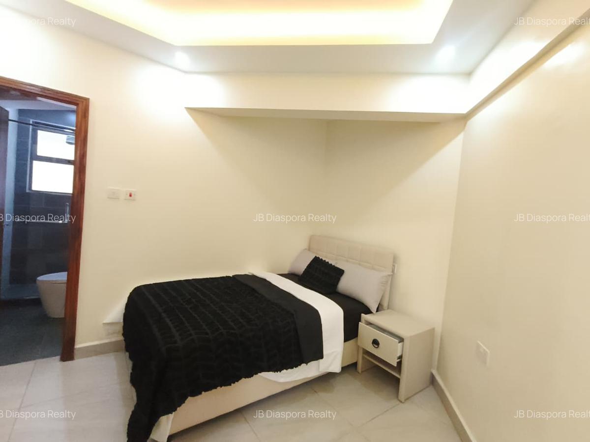 3 Bed Apartment with En Suite at Wood Avenue - 12