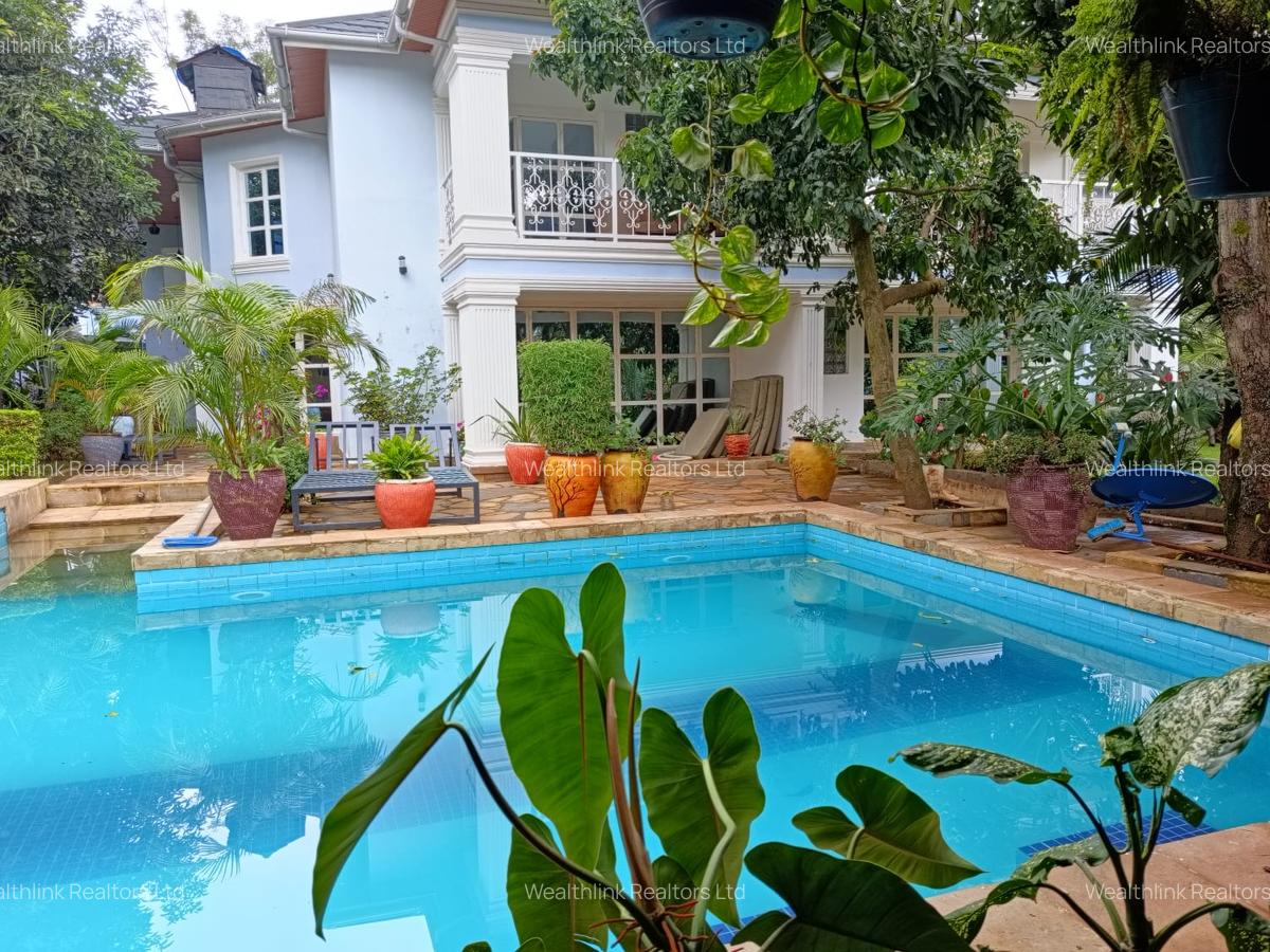 6 Bed House with En Suite at Runda - 1