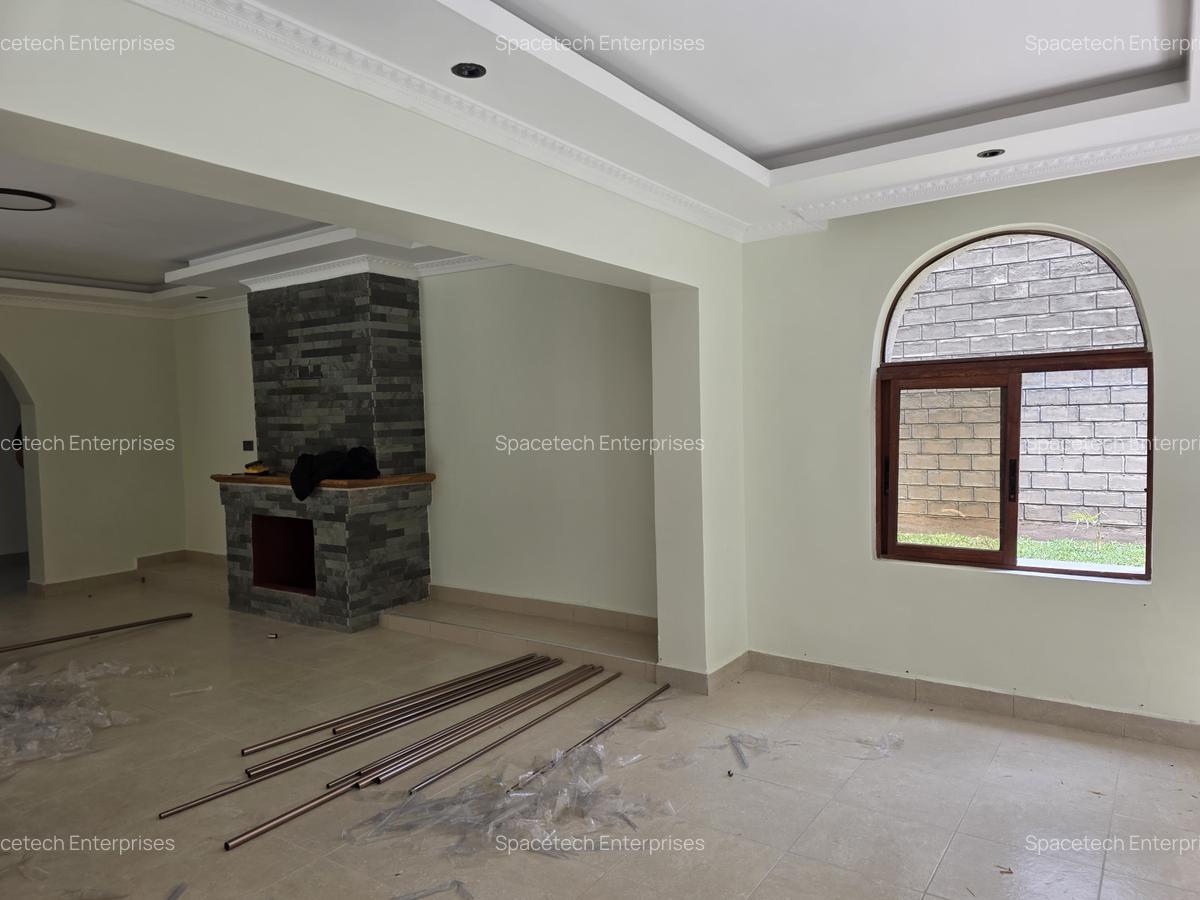 5 Bed House with En Suite in Kitisuru - 7