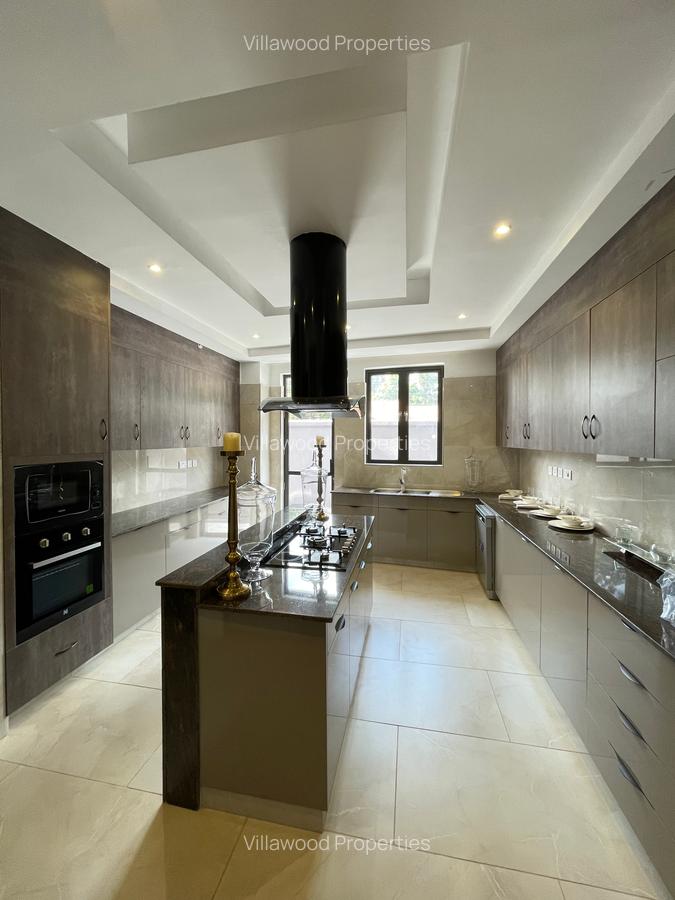 Serviced 4 Bed Apartment with En Suite in Riverside - 13