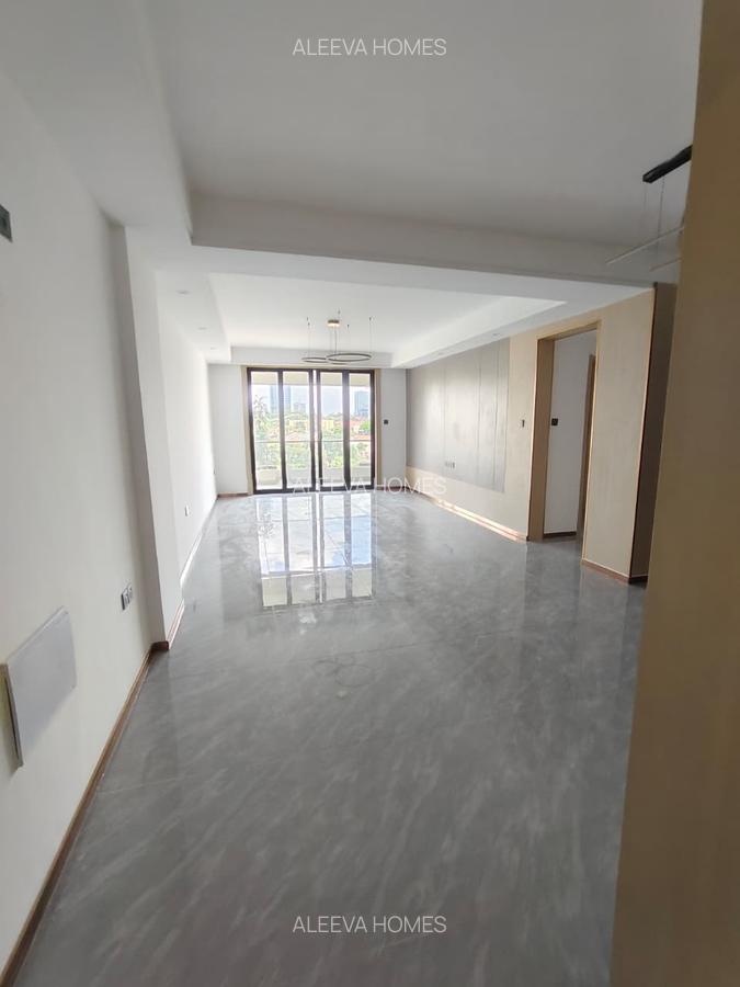 3 Bed Apartment with En Suite in Riverside - 15