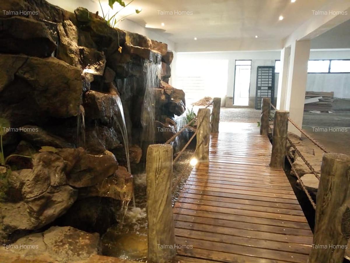 3 Bed Apartment with En Suite in General Mathenge - 15