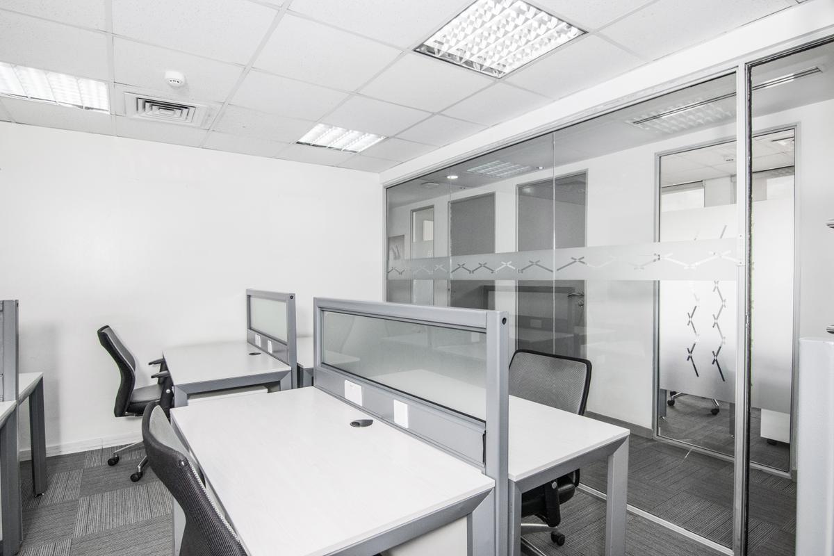 Furnished 30 m² Office with Service Charge Included at City Centre - 1