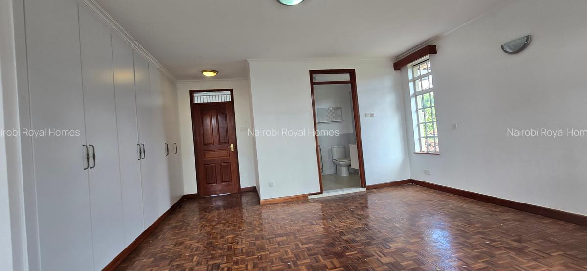 4 Bed Townhouse with En Suite at Rosslyn Heights - 6