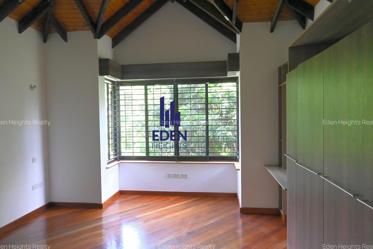 4 Bed Townhouse with En Suite in Runda - 13