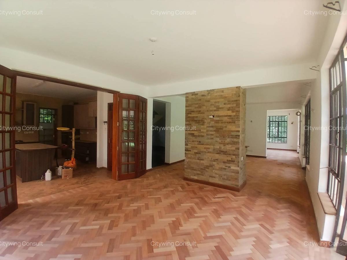 4 Bed House with En Suite at Miotoni - 6