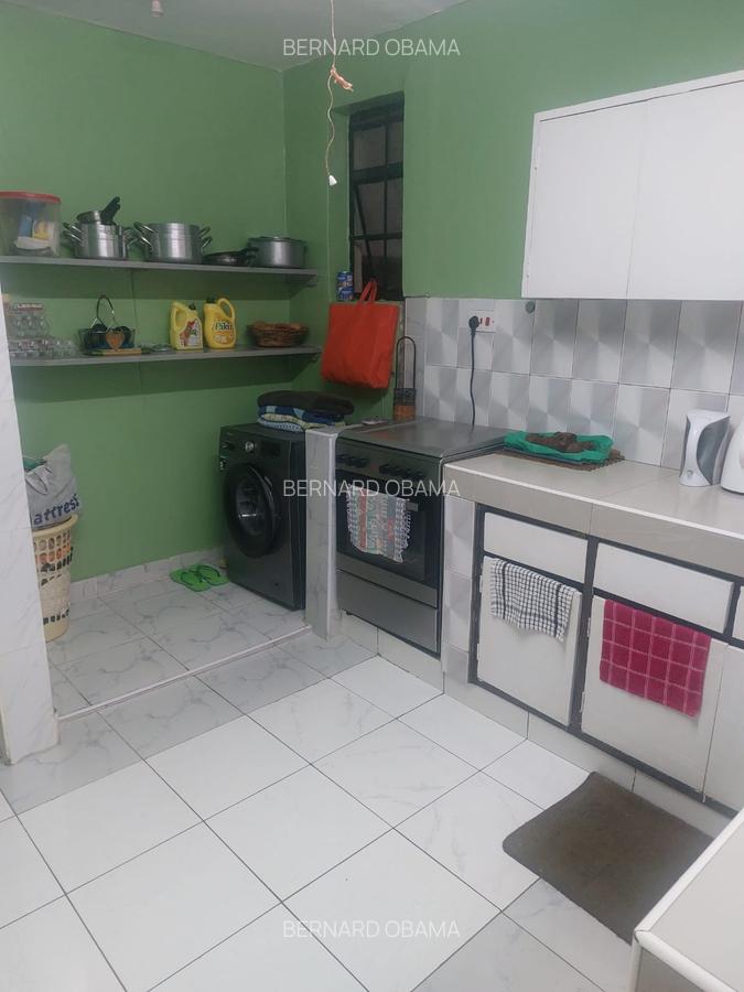 3 Bed House with En Suite in Donholm - 5