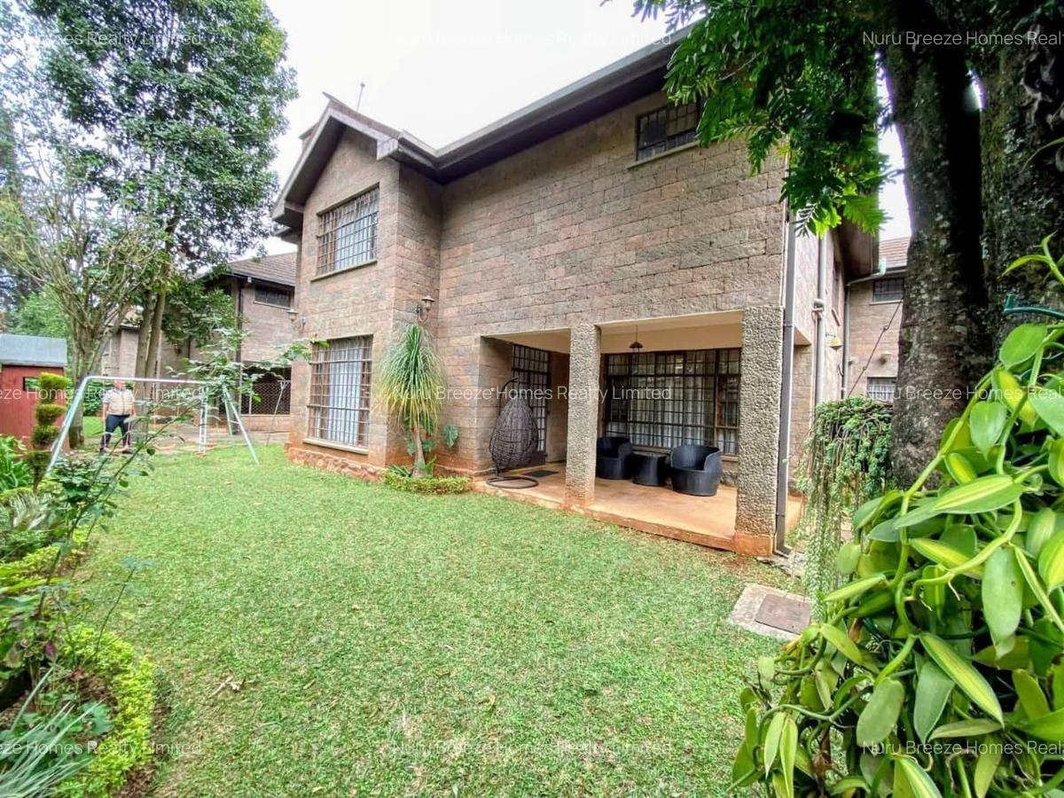 4 Bed Townhouse with En Suite in Spring Valley - 1