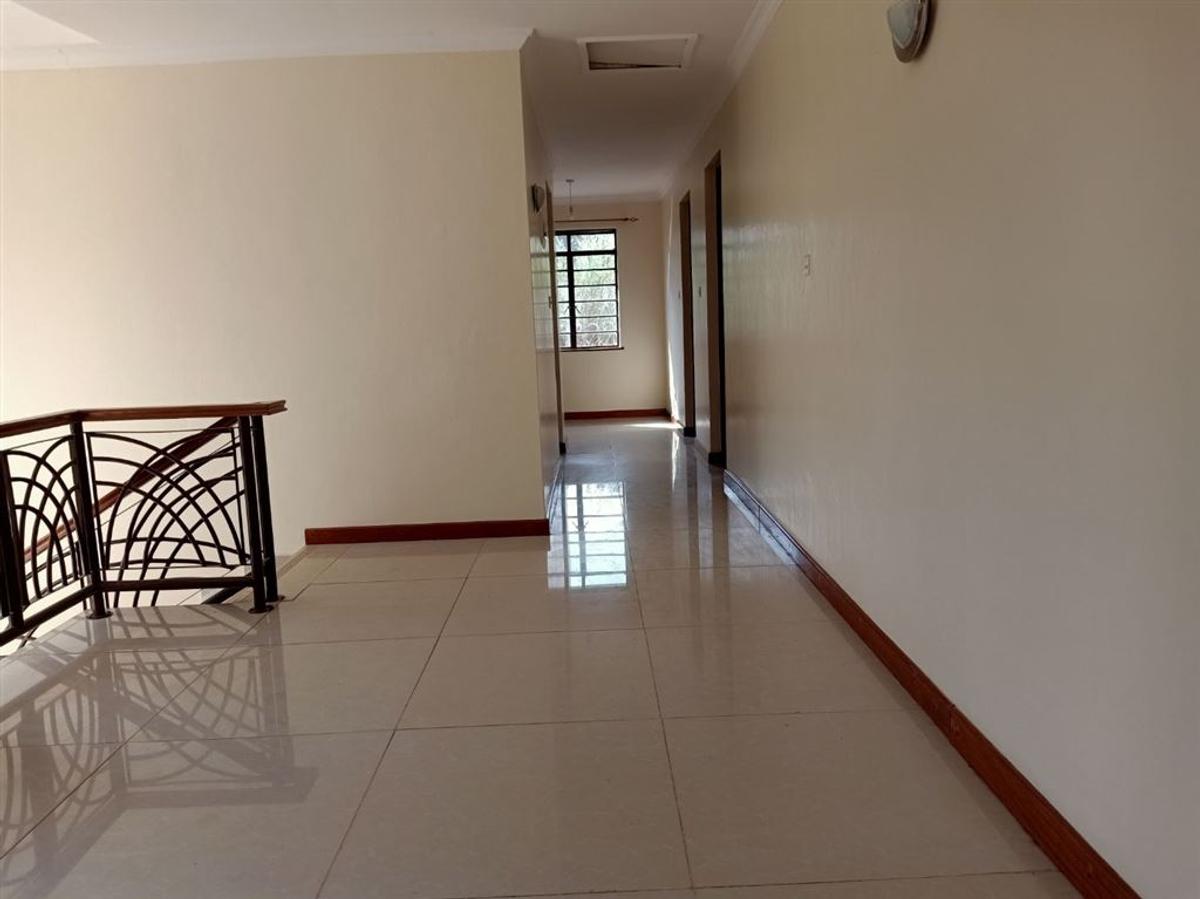 4 Bed House with En Suite in Kiambu Road - 8