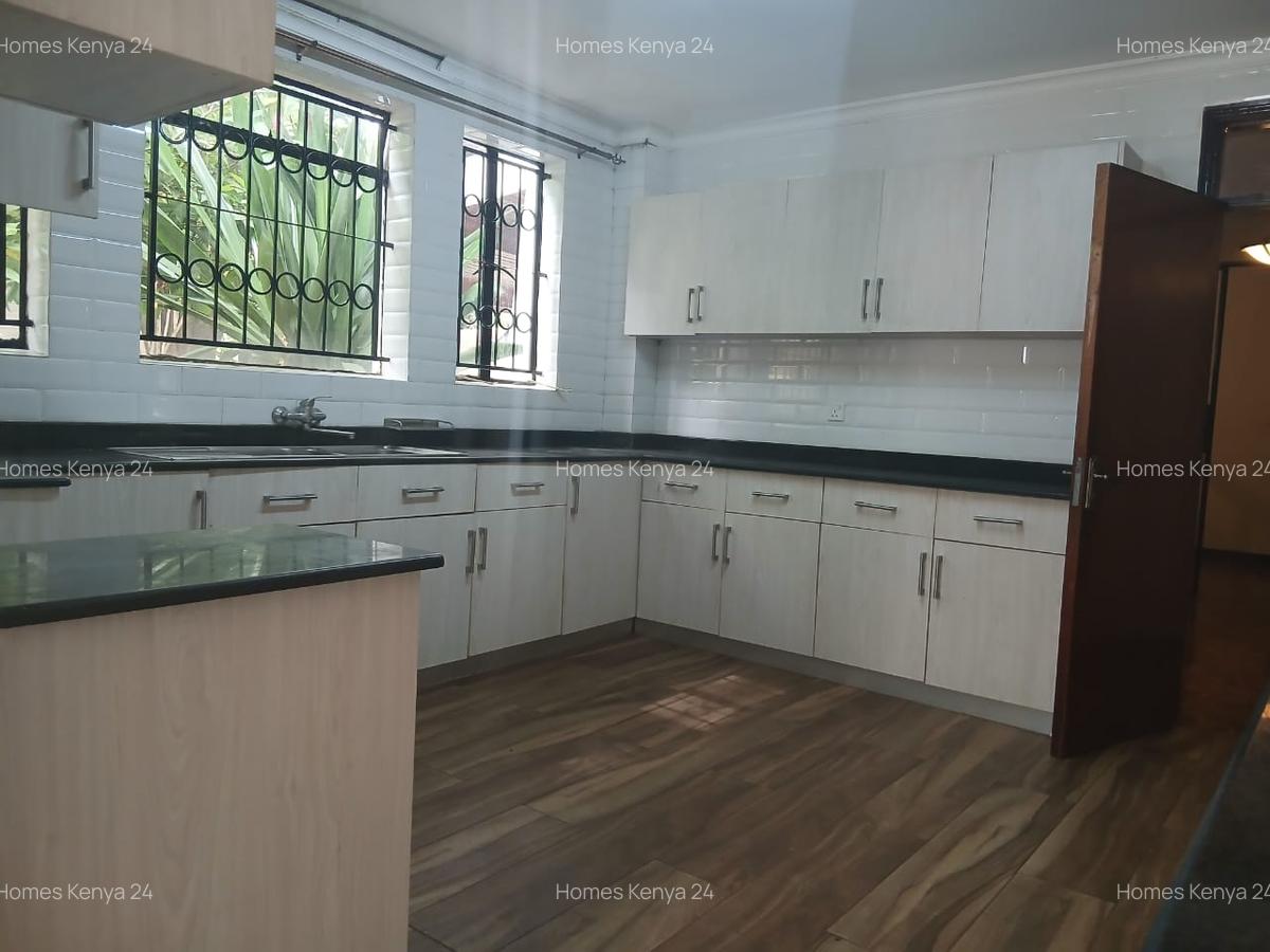 4 Bed House in Runda - 10